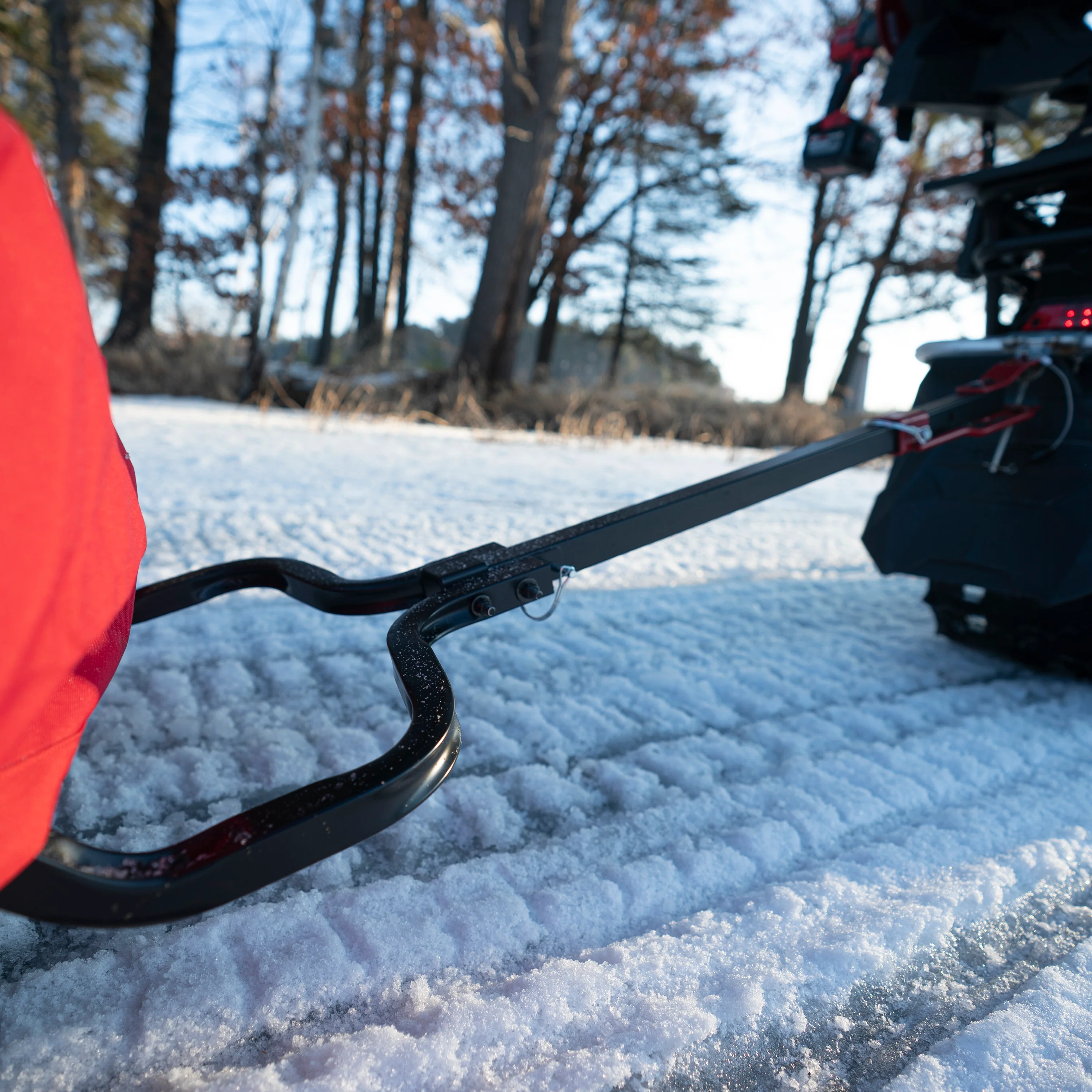 EZ-Stow Pivoting Tow Hitch - Image 6